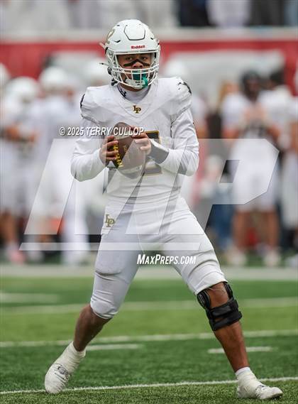 Thumbnail 2 in Lone Peak vs. Skyridge (UHSAA 6A Semi Final) photogallery.