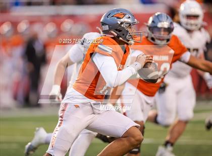 Thumbnail 2 in Lone Peak vs. Skyridge (UHSAA 6A Semi Final) photogallery.
