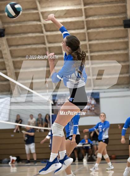 Thumbnail 3 in Lassen @ Orland photogallery.