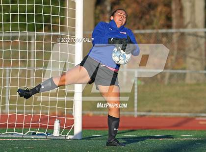 Thumbnail 1 in Danbury vs Glastonbury (CIAC Class LL Second Round) photogallery.