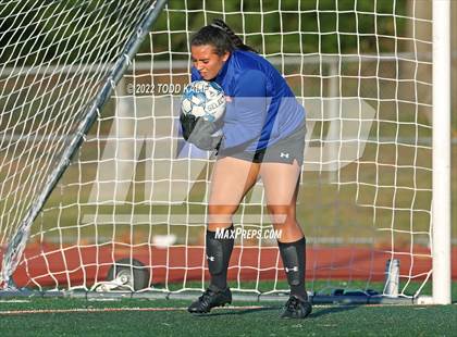 Thumbnail 1 in Danbury vs Glastonbury (CIAC Class LL Second Round) photogallery.