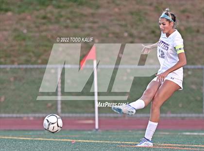 Thumbnail 1 in Danbury vs Glastonbury (CIAC Class LL Second Round) photogallery.