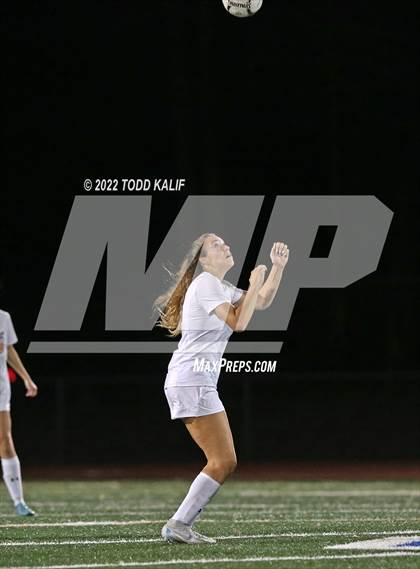 Thumbnail 2 in Danbury vs Glastonbury (CIAC Class LL Second Round) photogallery.