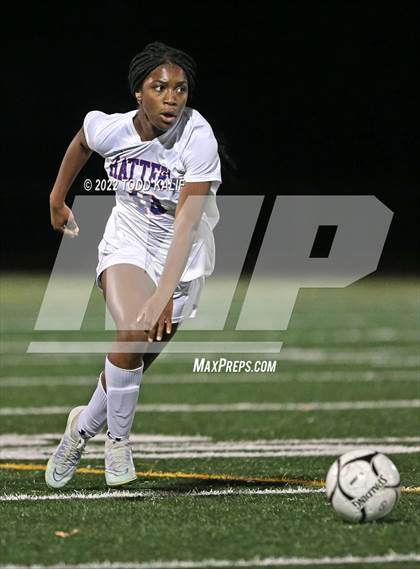 Thumbnail 1 in Danbury vs Glastonbury (CIAC Class LL Second Round) photogallery.