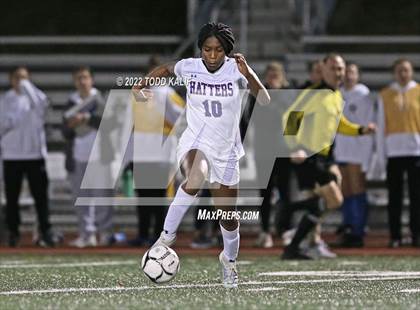 Thumbnail 1 in Danbury vs Glastonbury (CIAC Class LL Second Round) photogallery.