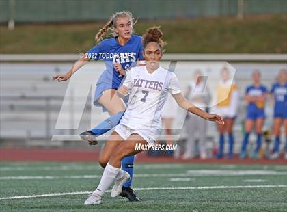 Thumbnail 1 in Danbury vs Glastonbury (CIAC Class LL Second Round) photogallery.