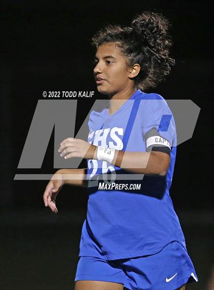 Thumbnail 2 in Danbury vs Glastonbury (CIAC Class LL Second Round) photogallery.