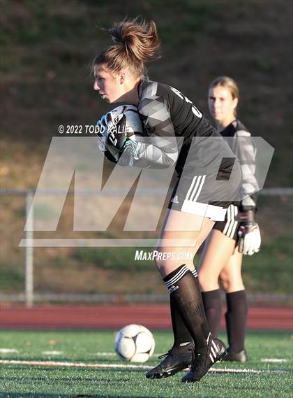 Thumbnail 2 in Danbury vs Glastonbury (CIAC Class LL Second Round) photogallery.