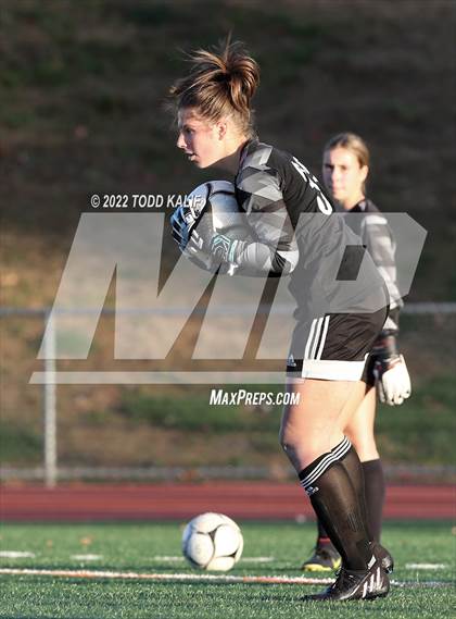 Thumbnail 3 in Danbury vs Glastonbury (CIAC Class LL Second Round) photogallery.