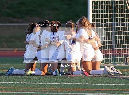 Thumbnail 3 in Danbury vs Glastonbury (CIAC Class LL Second Round) photogallery.