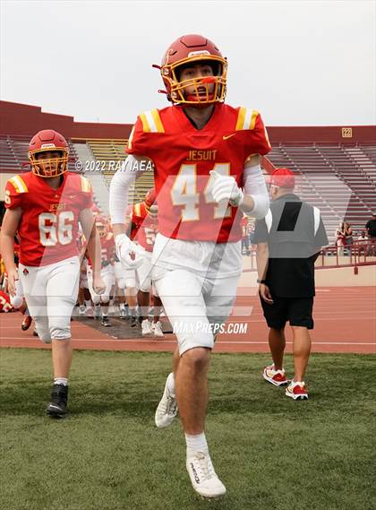 Thumbnail 2 in Christian Brothers vs. Jesuit (Holy Bowl) photogallery.