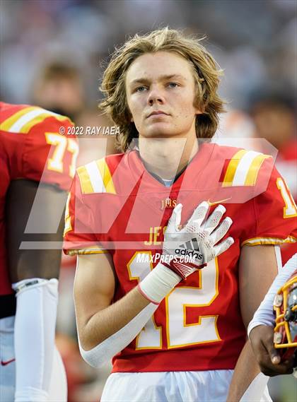 Thumbnail 2 in Christian Brothers vs. Jesuit (Holy Bowl) photogallery.