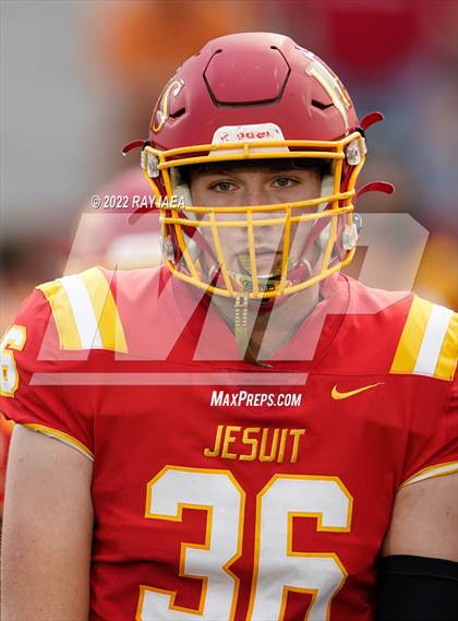 Thumbnail 3 in Christian Brothers vs. Jesuit (Holy Bowl) photogallery.