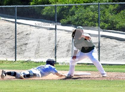 Thumbnail 2 in Villa Park @ Brea Olinda (Senior Day) photogallery.