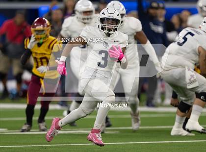 Thumbnail 3 in Roosevelt vs Garfield East (L.A. Classic) photogallery.