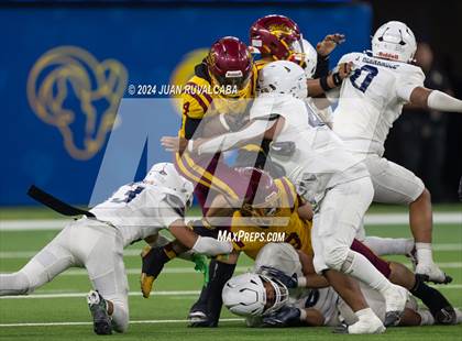 Thumbnail 2 in Roosevelt vs Garfield East (L.A. Classic) photogallery.
