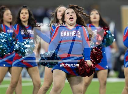 Thumbnail 2 in Roosevelt vs Garfield East (L.A. Classic) photogallery.