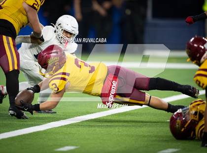 Thumbnail 2 in Roosevelt vs Garfield East (L.A. Classic) photogallery.