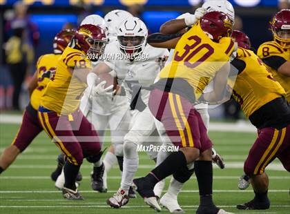 Thumbnail 3 in Roosevelt vs Garfield East (L.A. Classic) photogallery.