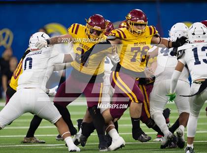 Thumbnail 3 in Roosevelt vs Garfield East (L.A. Classic) photogallery.