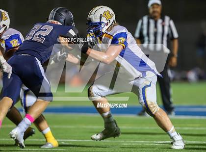 Thumbnail 1 in Del Campo @ Vista del Lago photogallery.