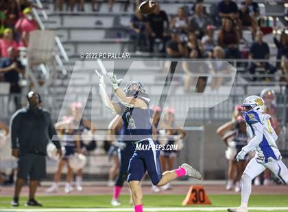 Thumbnail 1 in Del Campo @ Vista del Lago photogallery.