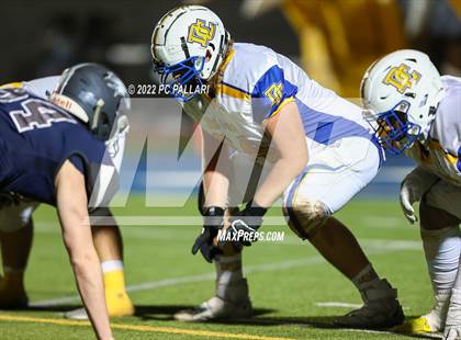 Thumbnail 3 in Del Campo @ Vista del Lago photogallery.