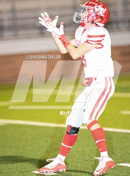 Thumbnail 3 in Holliday vs. Clifton (UIL 3A Area Playoff) photogallery.