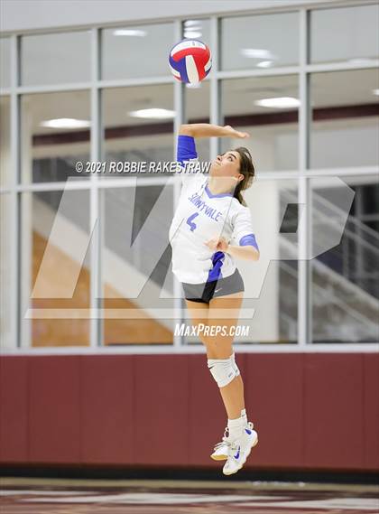 Thumbnail 2 in Bullard vs. Sunnyvale (UIL 4A Regional Quarterfinals) photogallery.