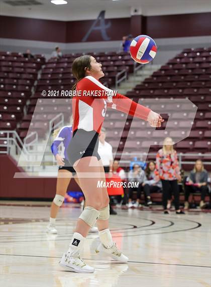 Thumbnail 2 in Bullard vs. Sunnyvale (UIL 4A Regional Quarterfinals) photogallery.