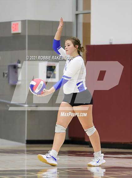 Thumbnail 2 in Bullard vs. Sunnyvale (UIL 4A Regional Quarterfinals) photogallery.