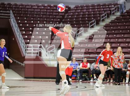 Thumbnail 2 in Bullard vs. Sunnyvale (UIL 4A Regional Quarterfinals) photogallery.