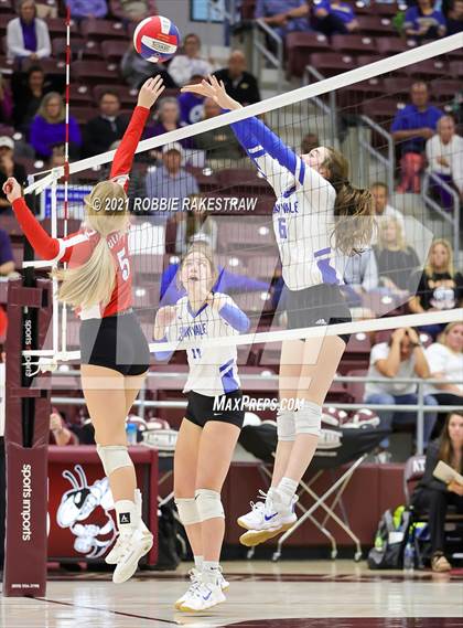 Thumbnail 1 in Bullard vs. Sunnyvale (UIL 4A Regional Quarterfinals) photogallery.