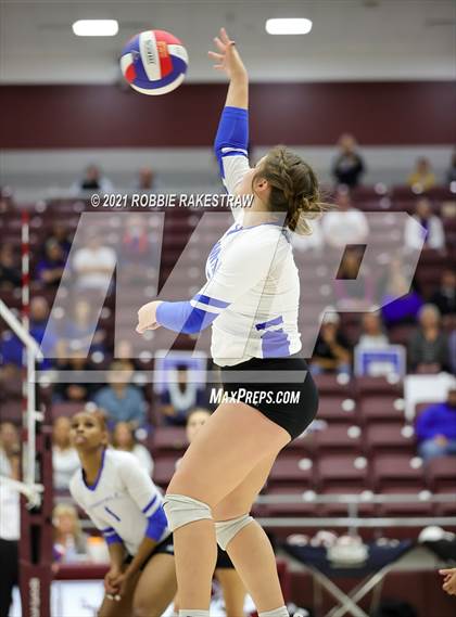 Thumbnail 1 in Bullard vs. Sunnyvale (UIL 4A Regional Quarterfinals) photogallery.