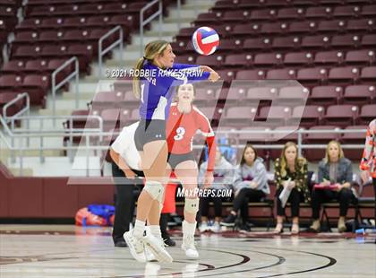 Thumbnail 3 in Bullard vs. Sunnyvale (UIL 4A Regional Quarterfinals) photogallery.
