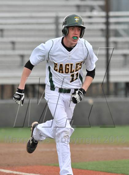 Thumbnail 3 in Rosehill Christian vs Temple Christian (Texas Private School Classic) photogallery.