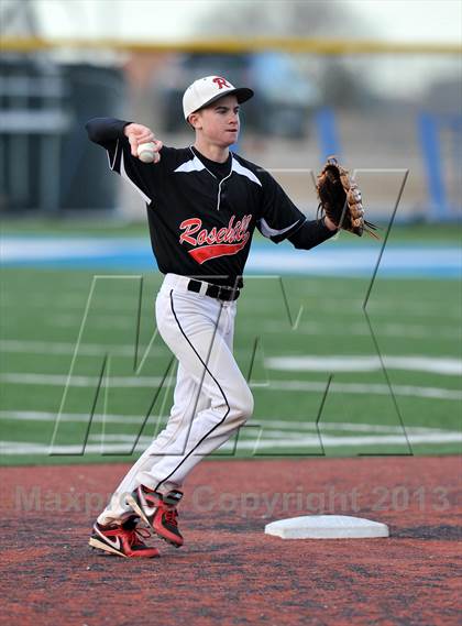 Thumbnail 2 in Rosehill Christian vs Temple Christian (Texas Private School Classic) photogallery.