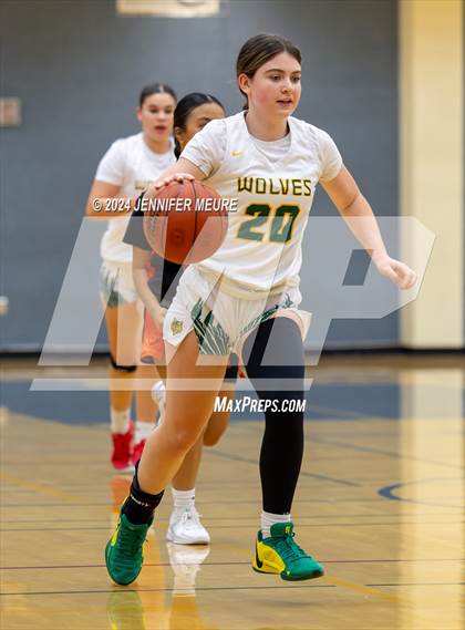 Thumbnail 1 in Washington vs. San Ramon Valley photogallery.