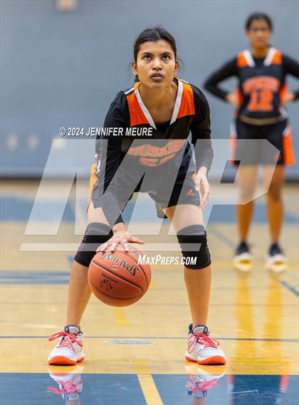 Thumbnail 1 in Washington vs. San Ramon Valley photogallery.