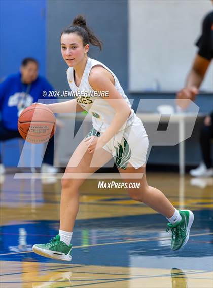 Thumbnail 3 in Washington vs. San Ramon Valley photogallery.