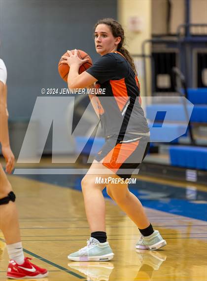 Thumbnail 3 in Washington vs. San Ramon Valley photogallery.