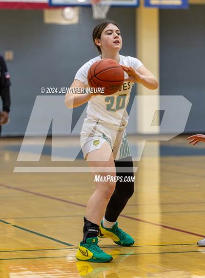 Thumbnail 2 in Washington vs. San Ramon Valley photogallery.