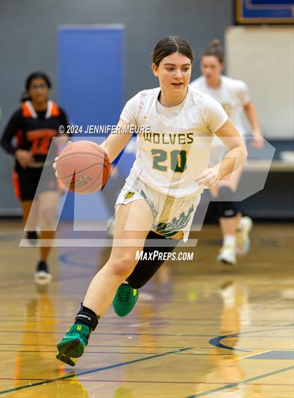 Thumbnail 3 in Washington vs. San Ramon Valley photogallery.