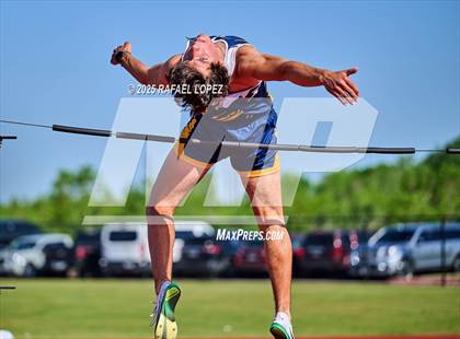 Thumbnail 3 in Lake Houston Conquerors Invitational (High Jump) photogallery.