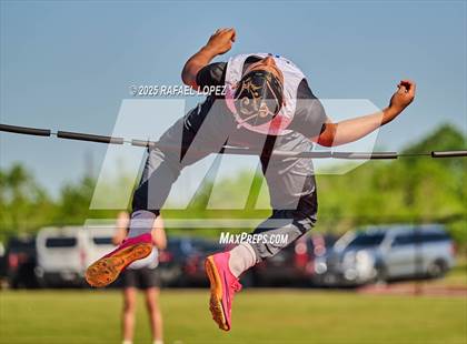 Thumbnail 3 in Lake Houston Conquerors Invitational (High Jump) photogallery.