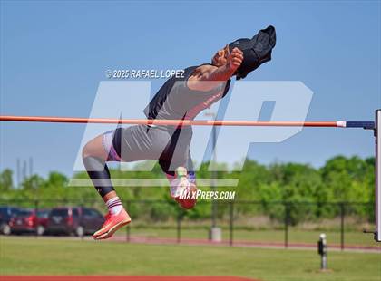 Thumbnail 3 in Lake Houston Conquerors Invitational (High Jump) photogallery.