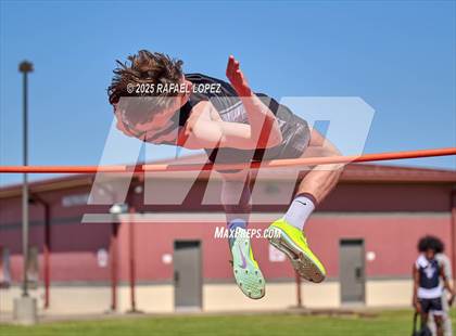 Thumbnail 3 in Lake Houston Conquerors Invitational (High Jump) photogallery.