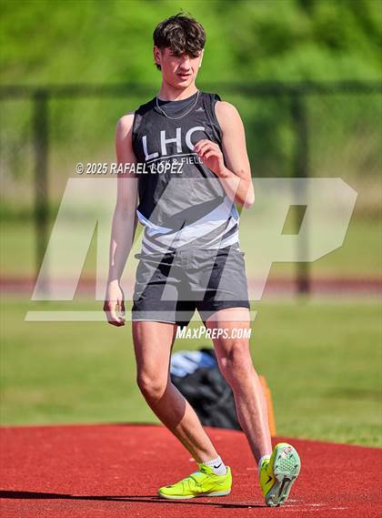 Thumbnail 2 in Lake Houston Conquerors Invitational (High Jump) photogallery.