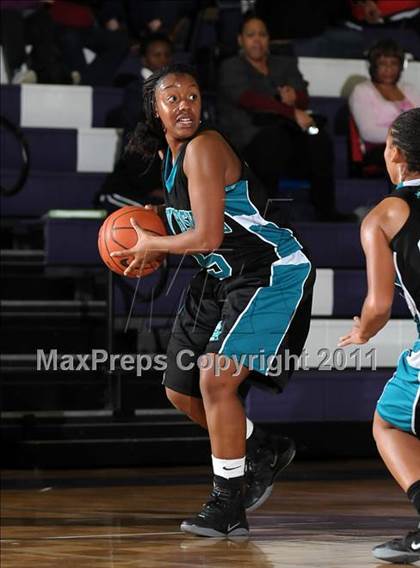Thumbnail 1 in Sheldon vs. St. Francis (St. Hope Classic) photogallery.