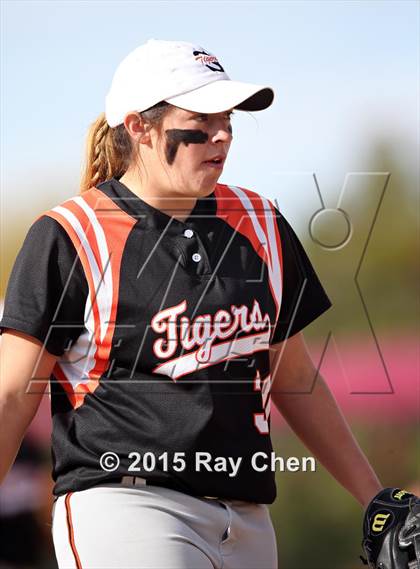 Thumbnail 2 in Eaton vs. Sterling (CHSAA 3A Semifinal) photogallery.